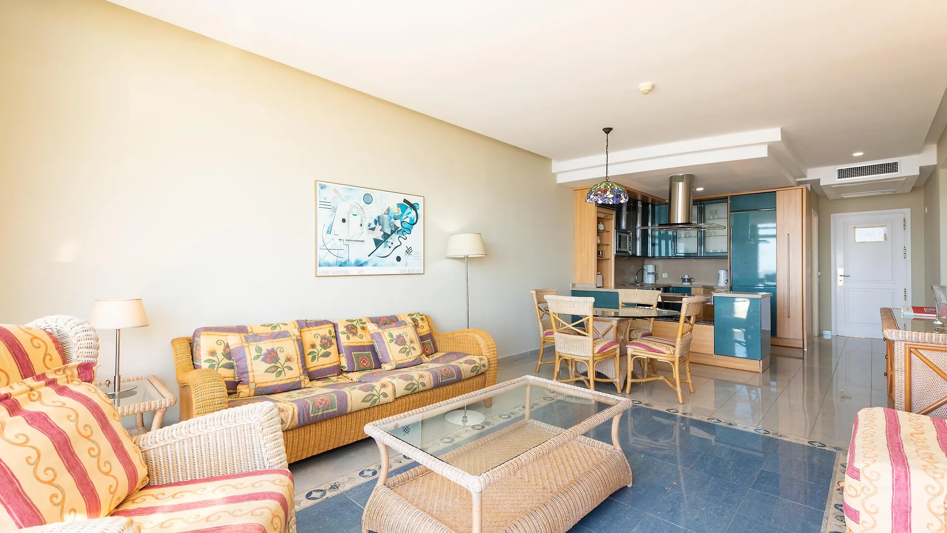 Holiday Club Jardin Amadores Lejlighedshotel