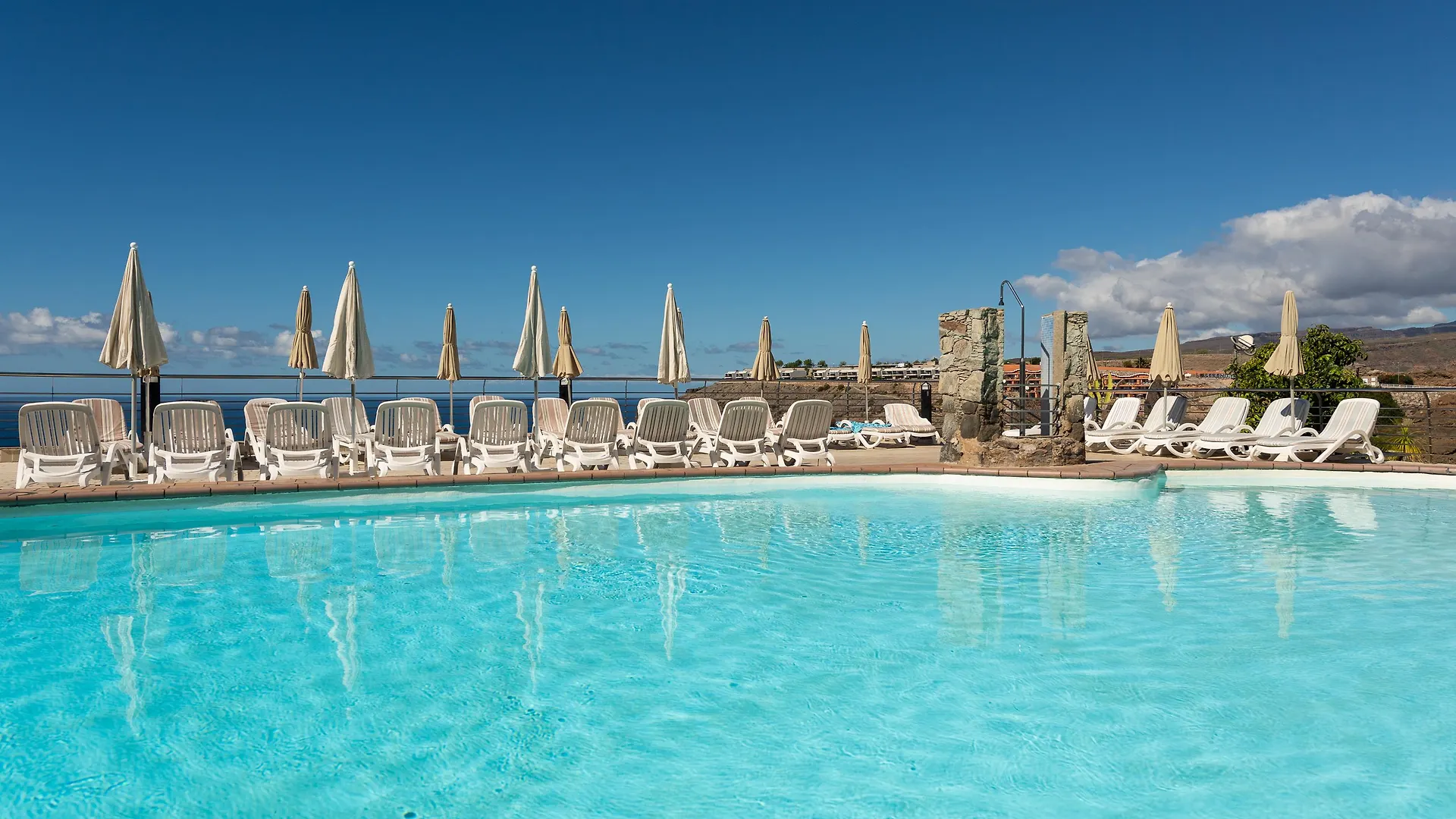 Holiday Club Jardin Amadores Lejlighedshotel
