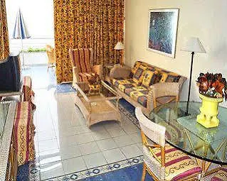 Holiday Club Jardin Amadores Lejlighedshotel