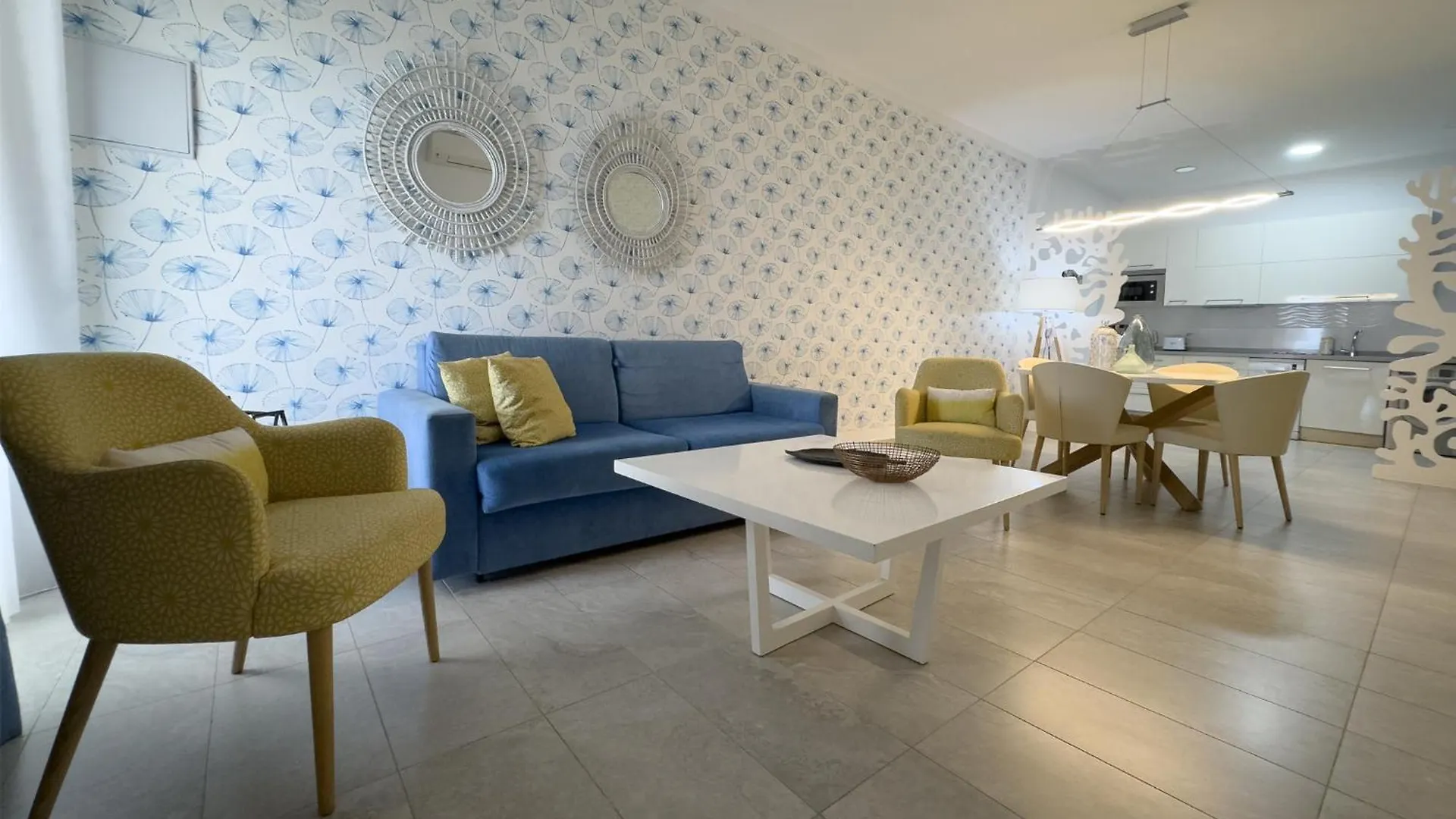 Holiday Club Jardin Amadores Aparthotel